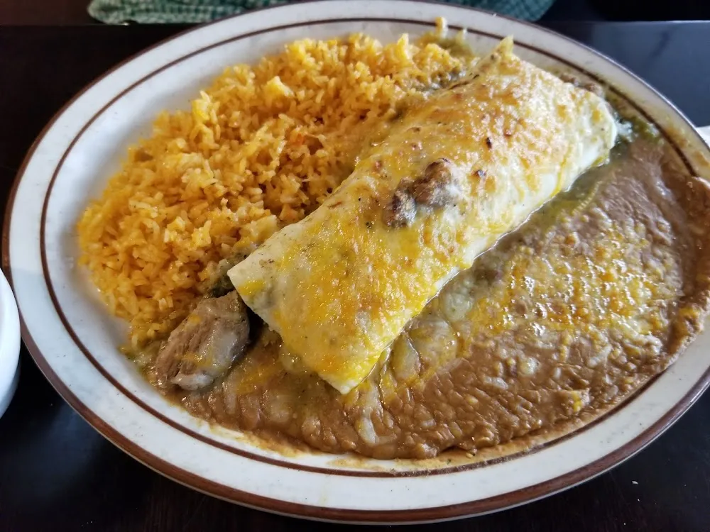 One Chile Relleno and One Beef Enchilada